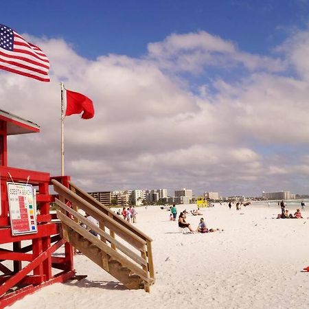 Poolside Paradise Near Siesta Key Beach サラソータ エクステリア 写真